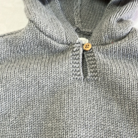 12M Little Planet organic knit vest - Picture 2 of 3